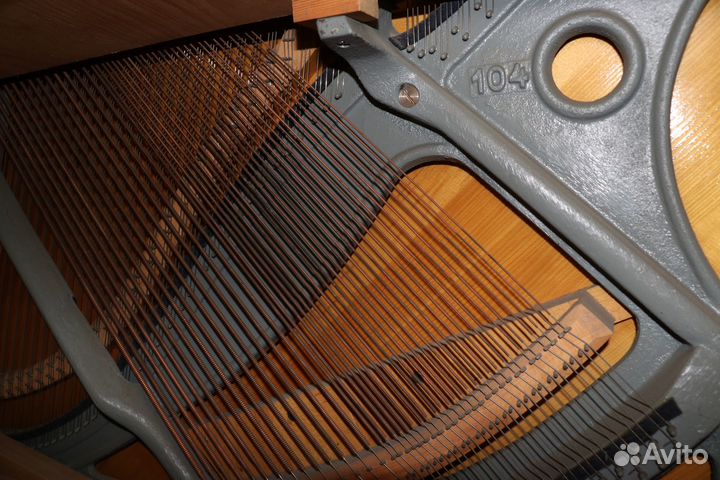 Продам пианино Ronisch