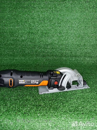 Пила дисковая Worx 220V WX439