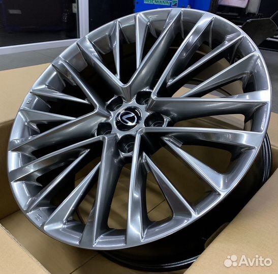 Диски на Toyota Camry Тойота Камри R18