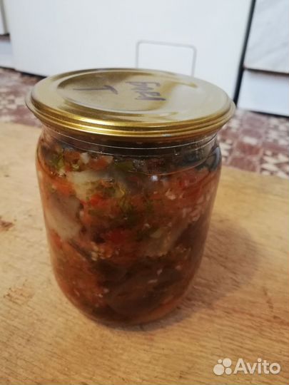 Заготовки, огурцы солёные, капуста квашеная