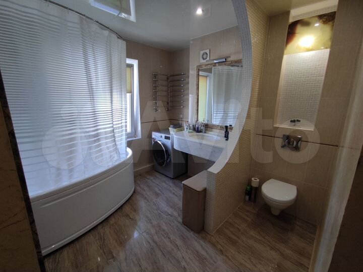 3-к. квартира, 71 м², 9/10 эт.