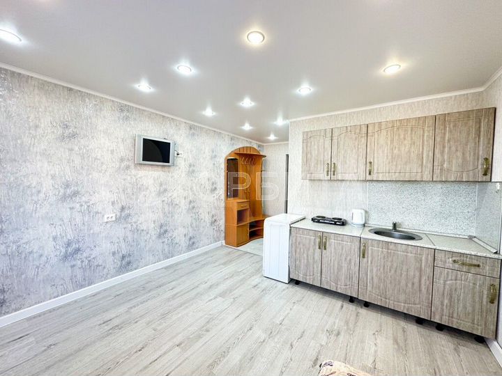 Квартира-студия, 17,1 м², 8/8 эт.