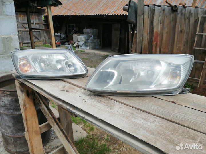 Фары на LADA granta