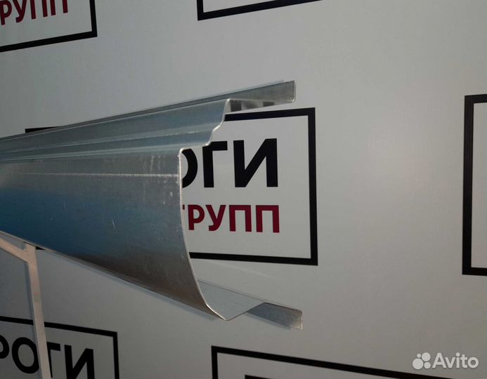 Пороги Suzuki Swift 1 хэтчбек 3 дверей