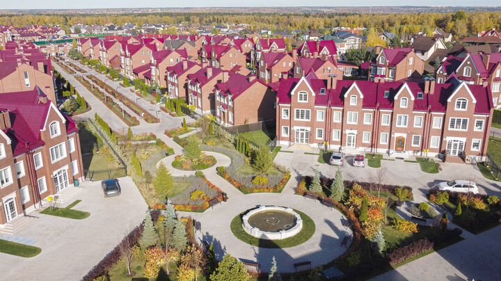 Коттедж 130 м² на участке 4,5 сот.