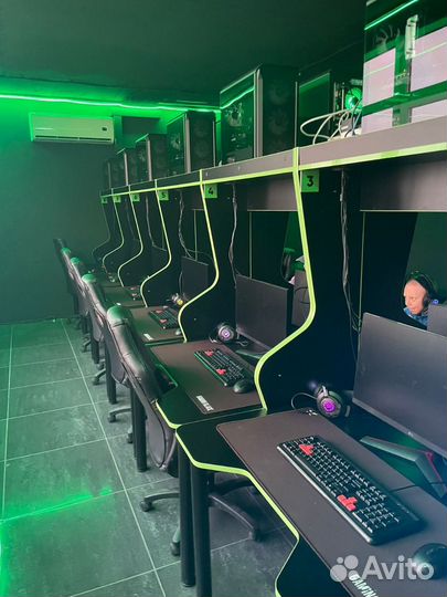 Стол для компьютерного клуба cyber 800/900/1000*80