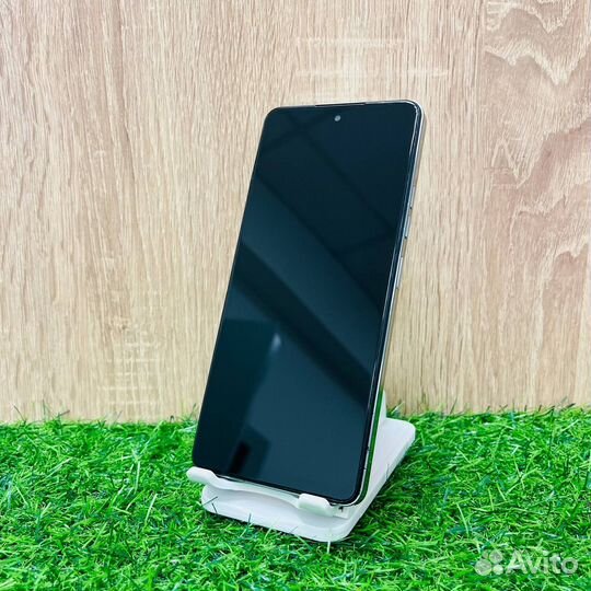 TECNO Pova 5, 8/256 ГБ