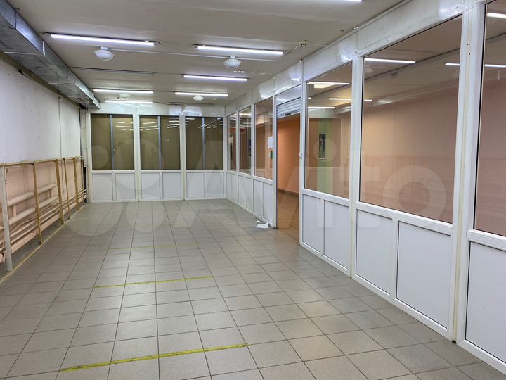 Торговая площадь, 42 м²