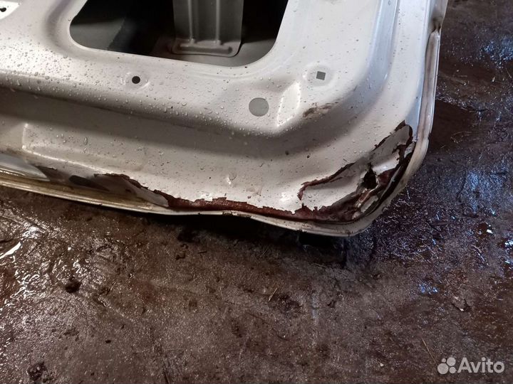 Крышка багажника kia sportage 3