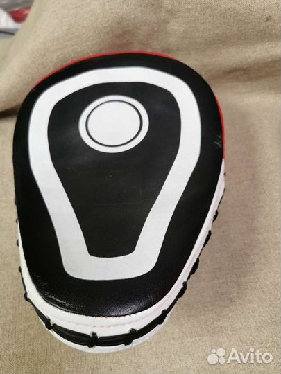 Боксерские лапы кожа (пара)