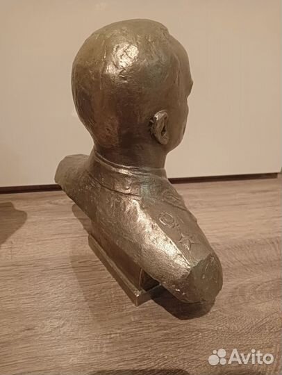 Бюст Жукова Г.К
