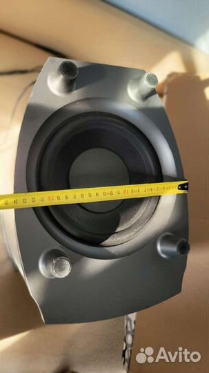 Большой сабвуфер Samsung