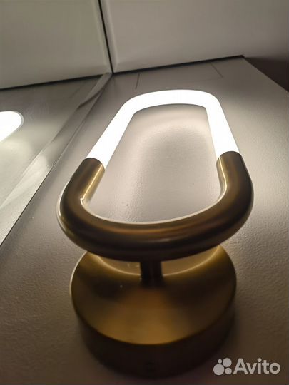 Дизайнерский светильник / бра