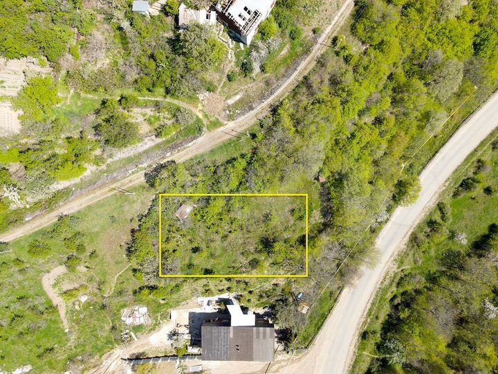 Участок 8 сот. (ИЖС)