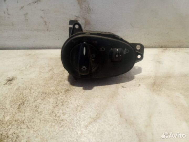 Переключатель света Ford Focus DNW 1999 98AG13A024