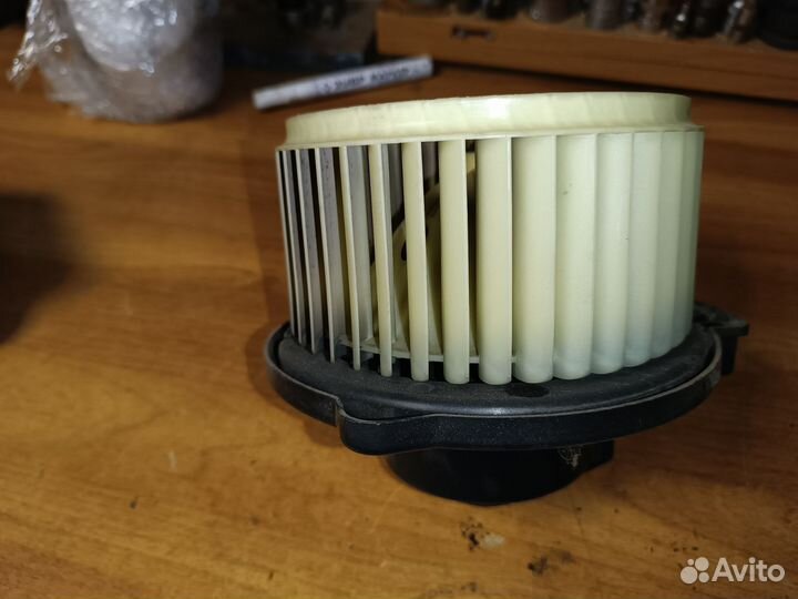 Моторчик печки Лифан Солано