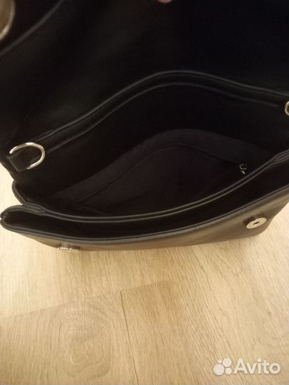 Сумка кожаная маленькая