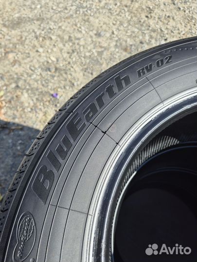 Yokohama BlueEarth RV02 195/65 R15