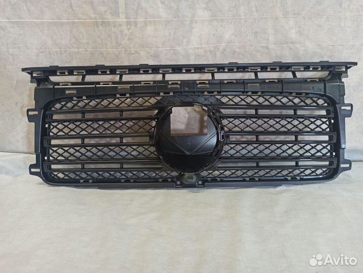 Решетка радиатора Mercedes-Benz G-Class