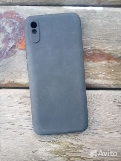 Чехлы на телефон