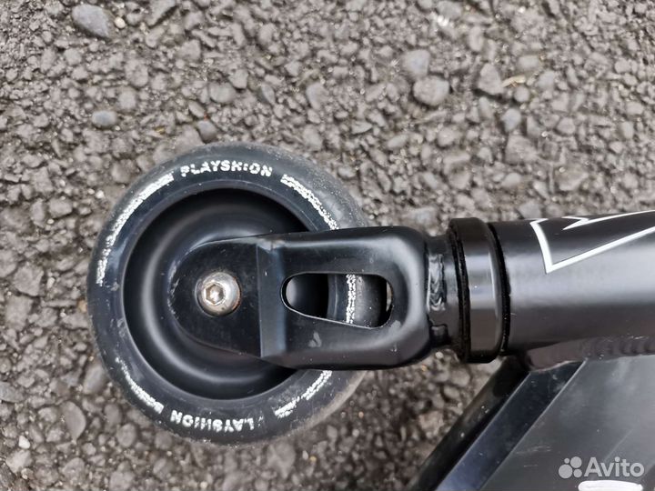 Трюковой самокат