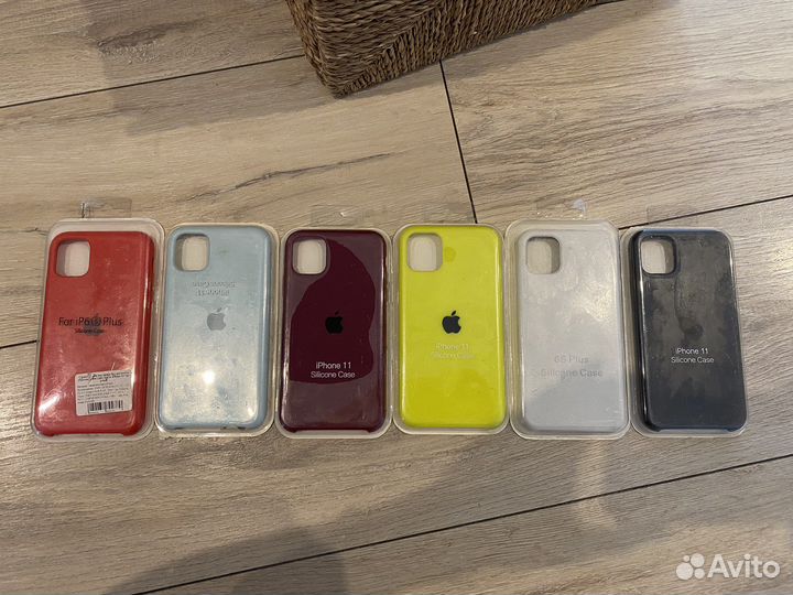 Чехол на iPhone 11