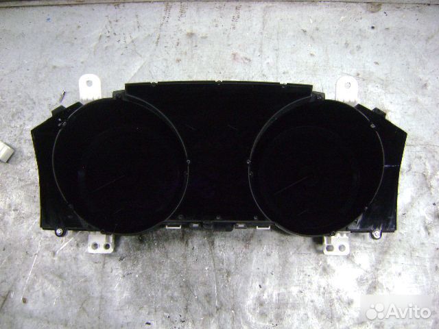 Щиток приборов Toyota Land Cruiser 200