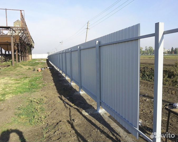 Заборы металлические на заказ 2 метра