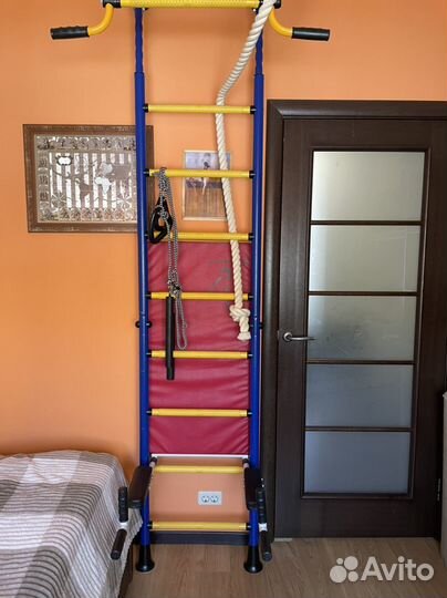 Шведская стенка с турником,брусья канат