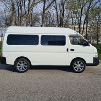 Toyota Hiace 3.0 AT, 2003, 90 000 км, с пробегом, цена 850 000 руб.