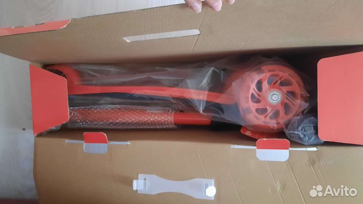 Самокат детский новый