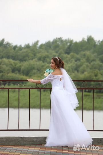 Свадебное платье