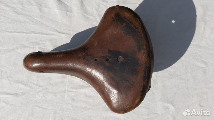 Седло для велосипеда СССР натуральная кожа