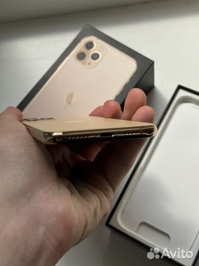 iPhone 11 Pro, 64 ГБ