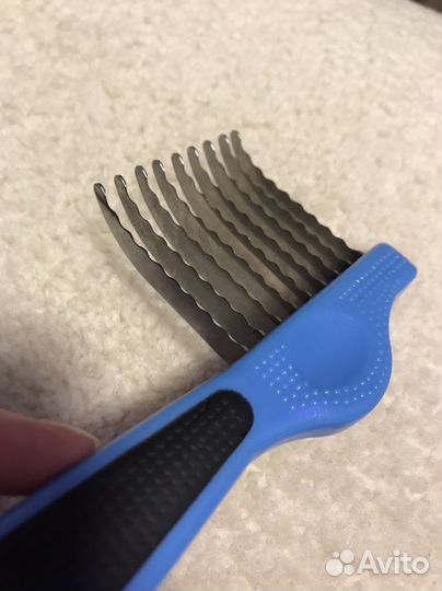 Ножницы для стрижки когтей и расческа для шерсти