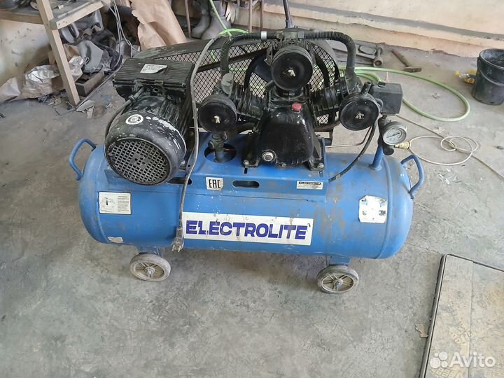 Компрессор воздушный 100 литров 220 бу