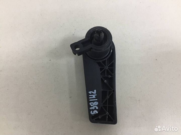 Ручка открывания капота Kia Quoris 2012