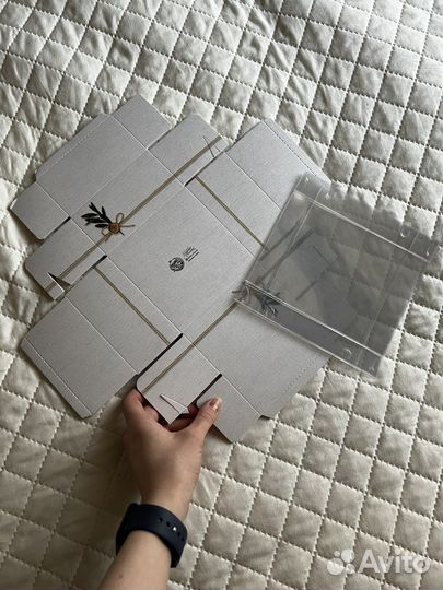 Подарочная коробка для кондитерских изделий