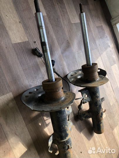 Ford Galaxy 1744692, 1744697