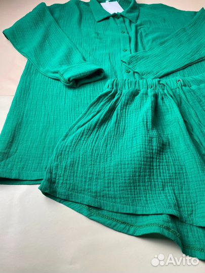 Костюм новый, размер S