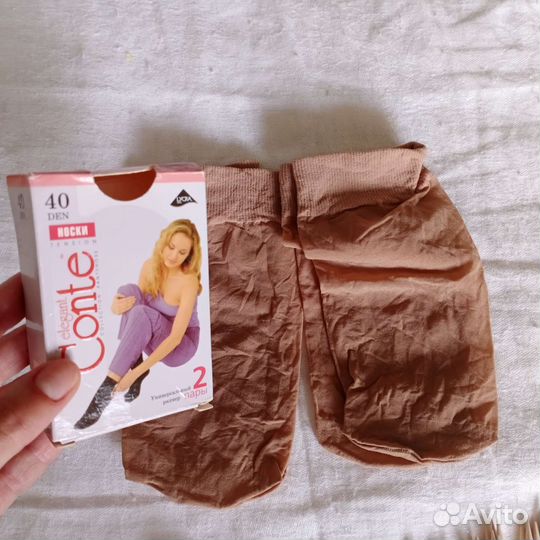 Палочки для маникюра и женские штучки