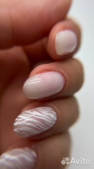 Маникюр с покрытием гель-лаком