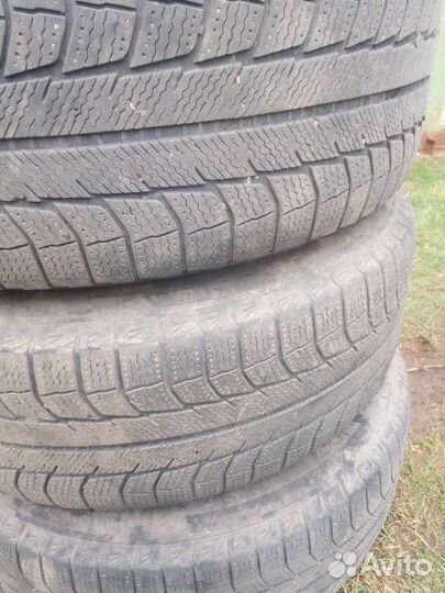 Michelin Latitude X-Ice 235/65 R17