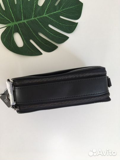 Кроссбоди Guess