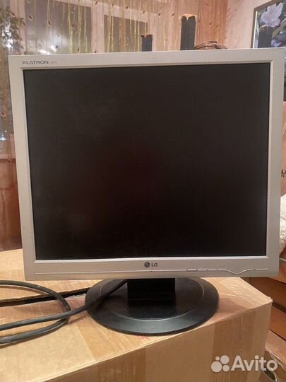 Монитор LG
