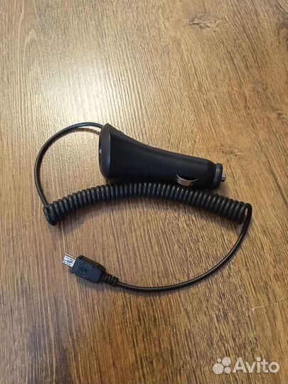 Автомобильное зарядное устройство mini usb