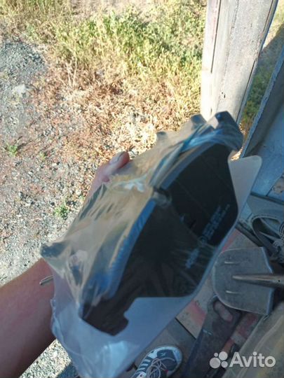 Тормозные колодки bНовые тормозные колодки bmw