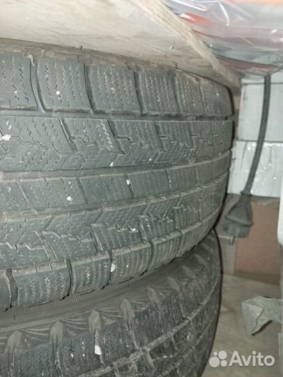 Roadstone Winguard Ice 185/60 R14 82Q