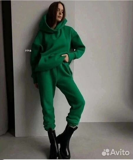 Костюм спортивный женский