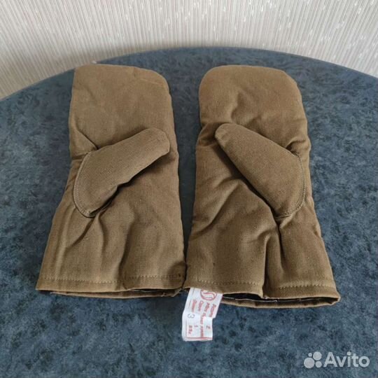 Варежки новые овчина